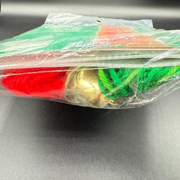 Gallery of Stitches by Bucilla Christmas 'NOEL' Wall Hanging Kit New in Bag 6515 - Picture 10 of 12